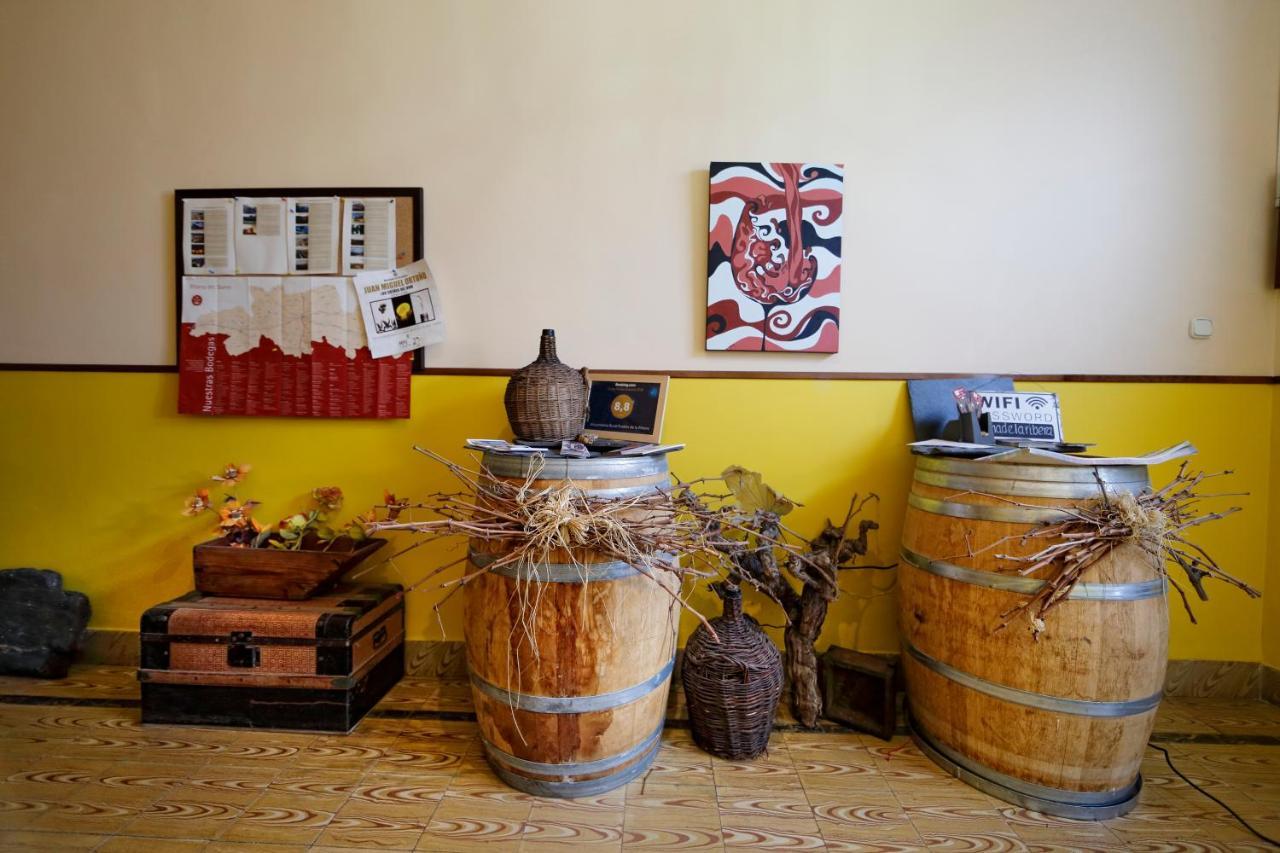 Alojamiento Rural Pueblo De La Ribera Peñafiel Екстериор снимка